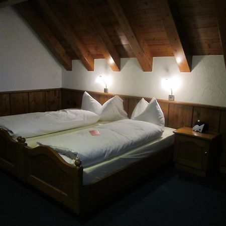 Hotel Zum Kreuz Арау Экстерьер фото